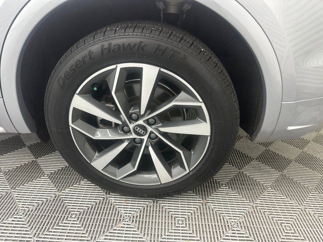 2022 Audi Q5 S line Premium Plus