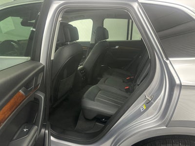 2022 Audi Q5 S line Premium Plus
