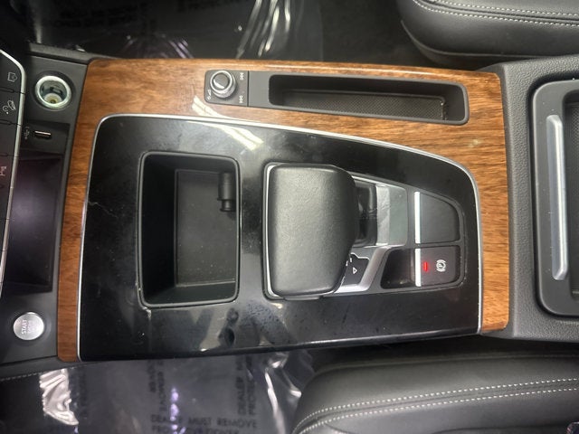 2022 Audi Q5 S line Premium Plus