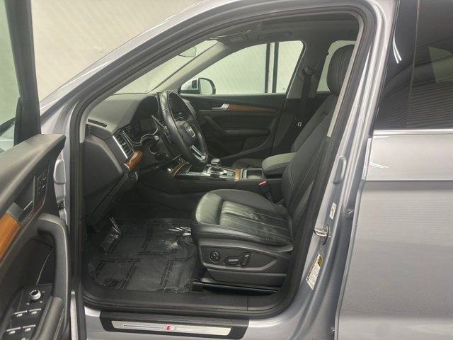 2022 Audi Q5 S line Premium Plus